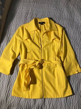 St. John bright yellow zippered utility jacket size P